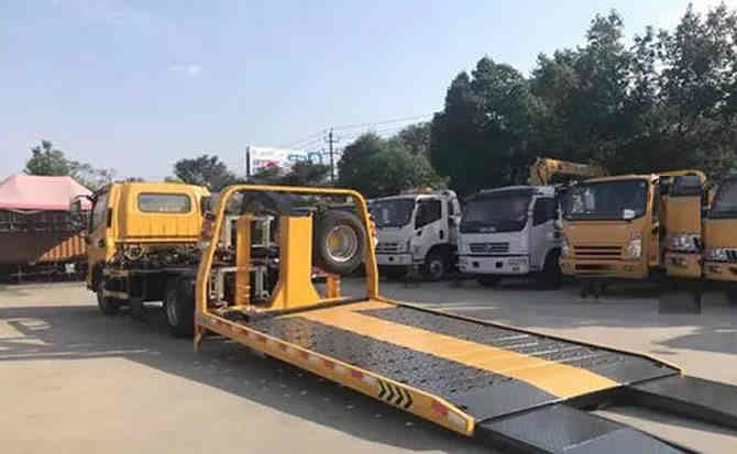 呼玛汽车中途维修案例